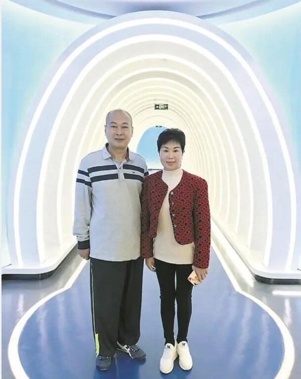 這對(duì)夫婦，守住了華僑百余年的家國(guó)記憶